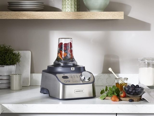 Kenwood robot 1000w fdm71.690ss